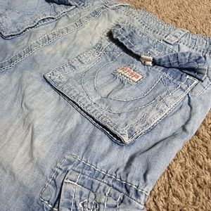 True Religion ISAAC Denim Cutoff Cargo Shorts - EUC - Size 34